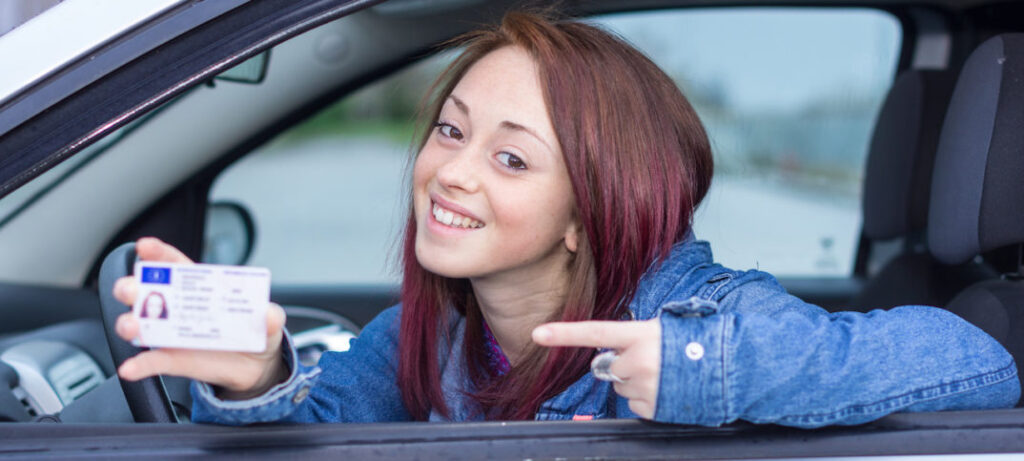 Autoescuela con curso permiso de conducir Valencia