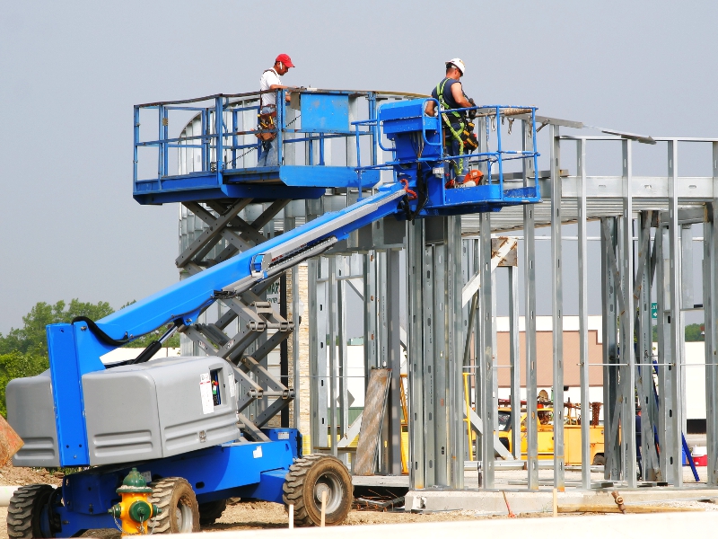 Autoescuela con curso operador de plataformas elevadoras Valencia profesional