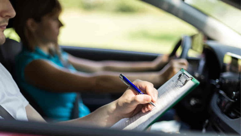 Autoescuela en Valencia para obtener el carnet de conducir